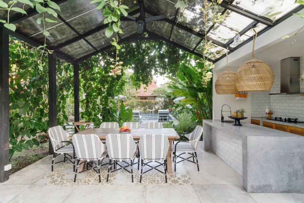 Outdoor Living Areas